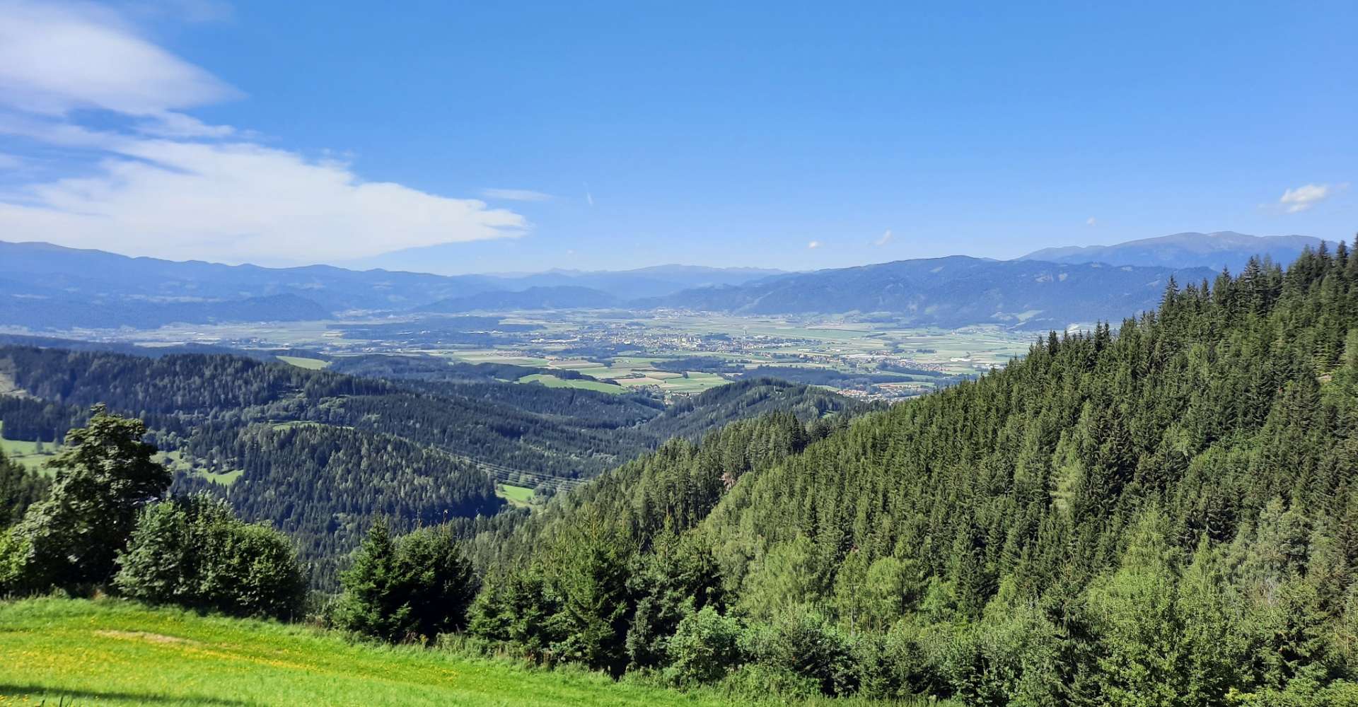 <p>Panoramarunde Kleinlobming im Murtal in der Steiermark über Kalchbauer </p> 