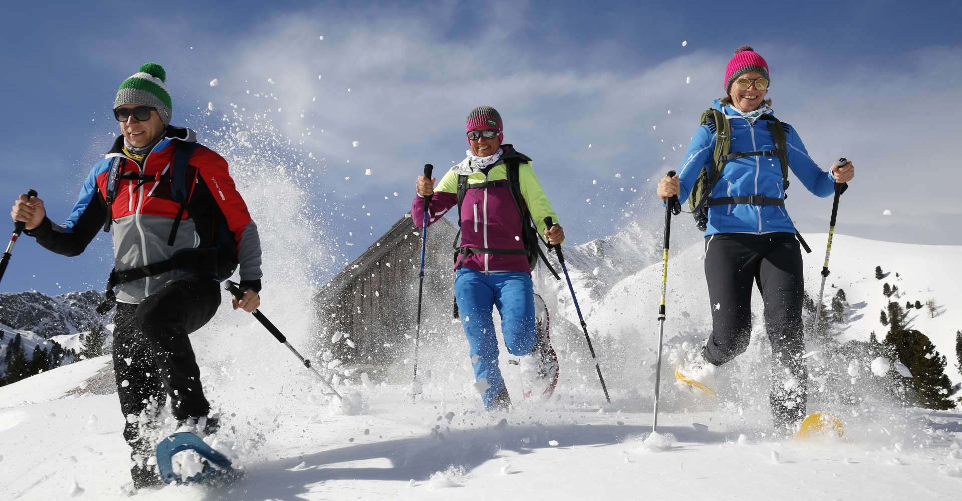 <p>Das Schneeschuhwandern auch laufend funktioniert und viel Spass macht zeigt das Foto von der Schneeschuhwanderung im Murtal im Herzen der Steiermark.</p> Copyright: