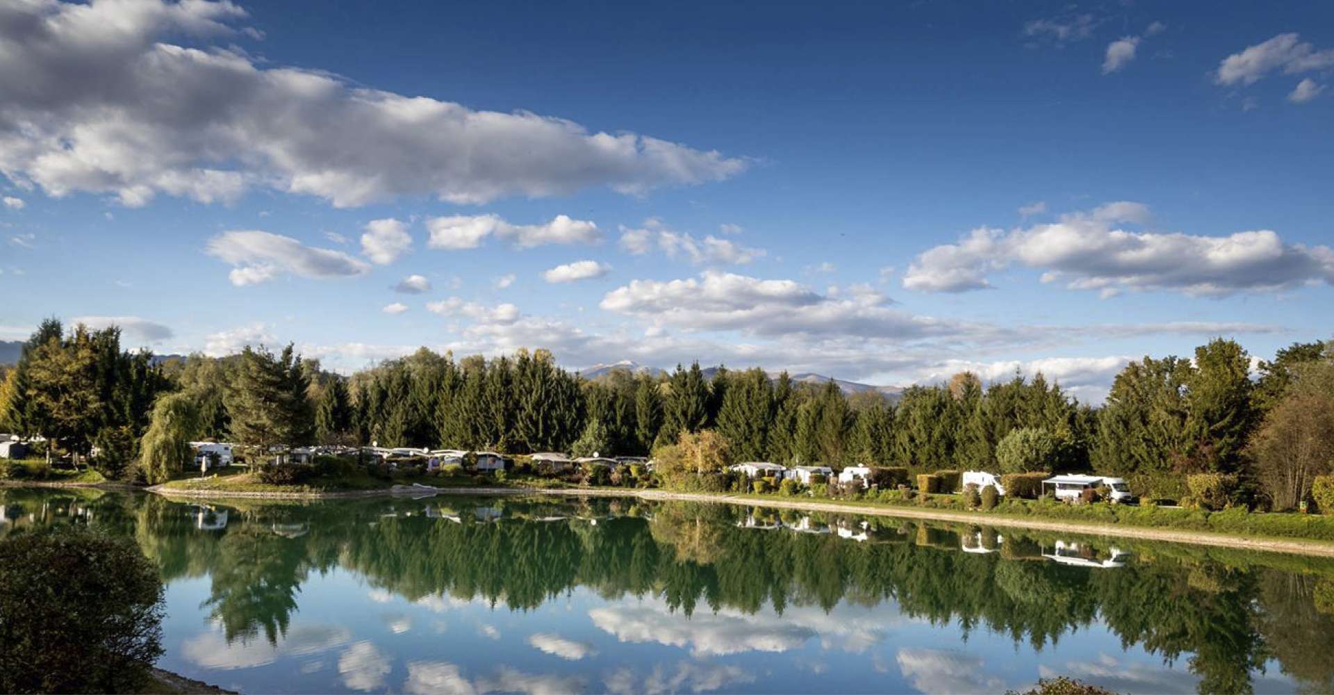 <p>Der Campingplatz Murinsel schafft es immer wieder unter die besten 3 Campingplätze Österreichs zu kommen. Der kleine und sehr familiär geführte Campingplatz ist wirklich einen Urlaub wert.</p> Copyright:Firmeninhaber