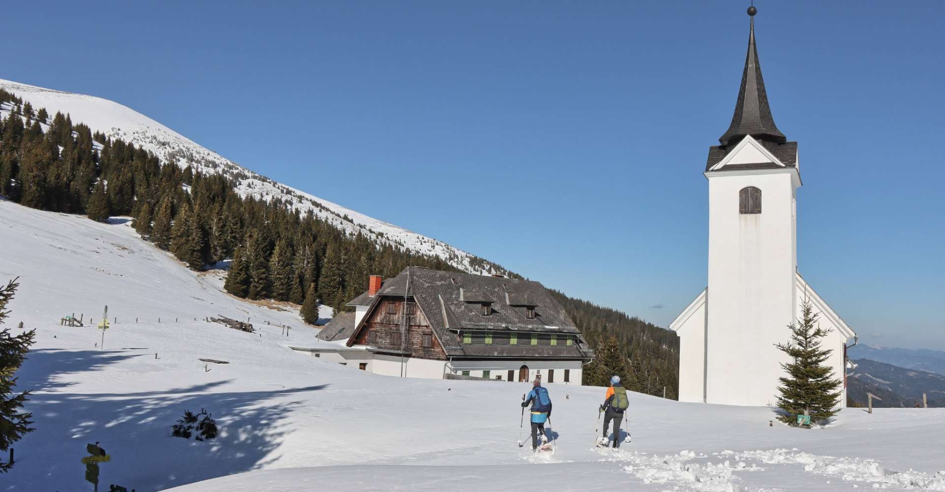 <p>Schneeschuhwandern Gleinalmtour im Murtal in der Steiermark</p> 